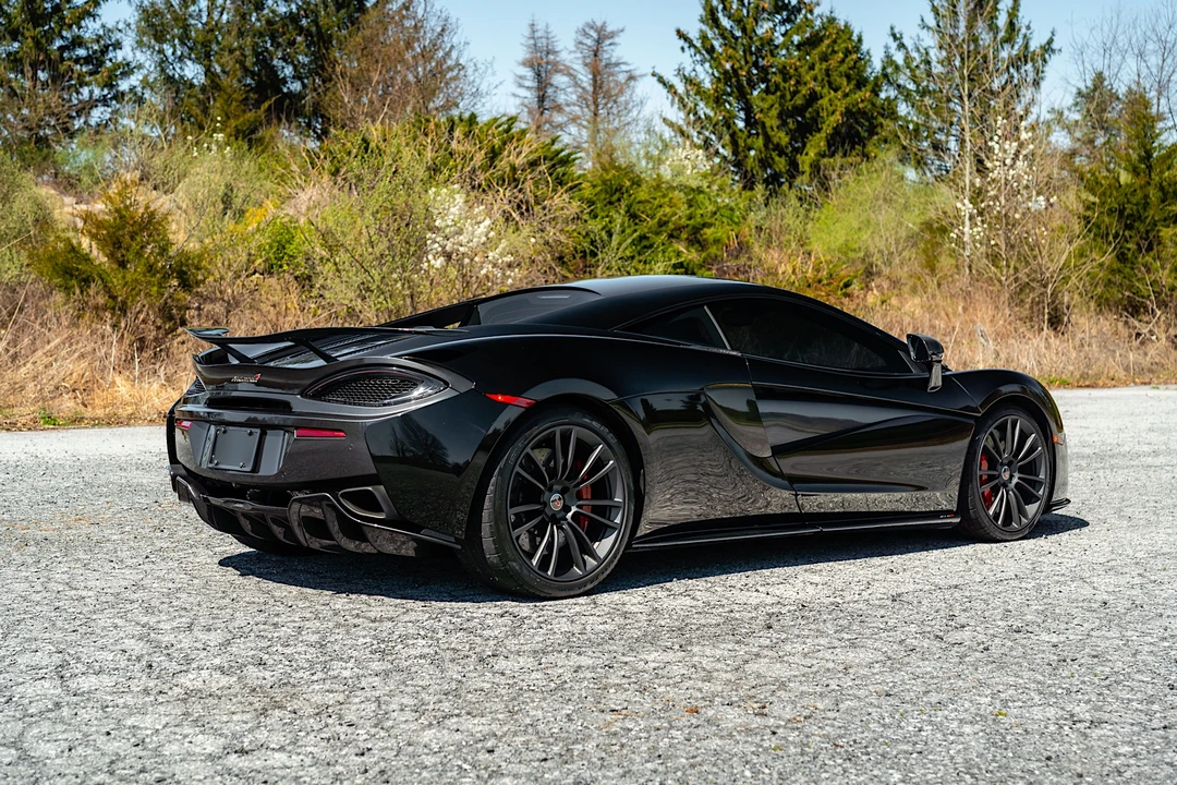 2017 McLaren 570S - Image 26 of 31