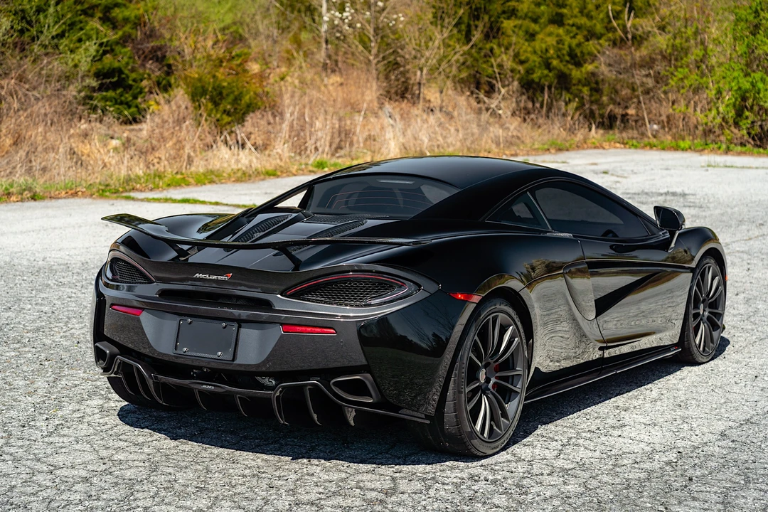 2017 McLaren 570S - Image 24 of 31