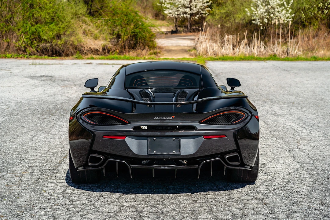2017 McLaren 570S - Image 15 of 31