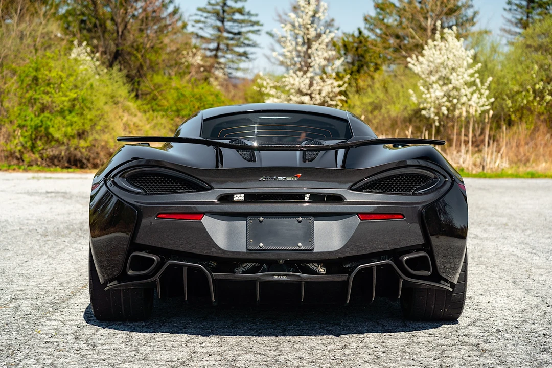 2017 McLaren 570S - Image 18 of 31