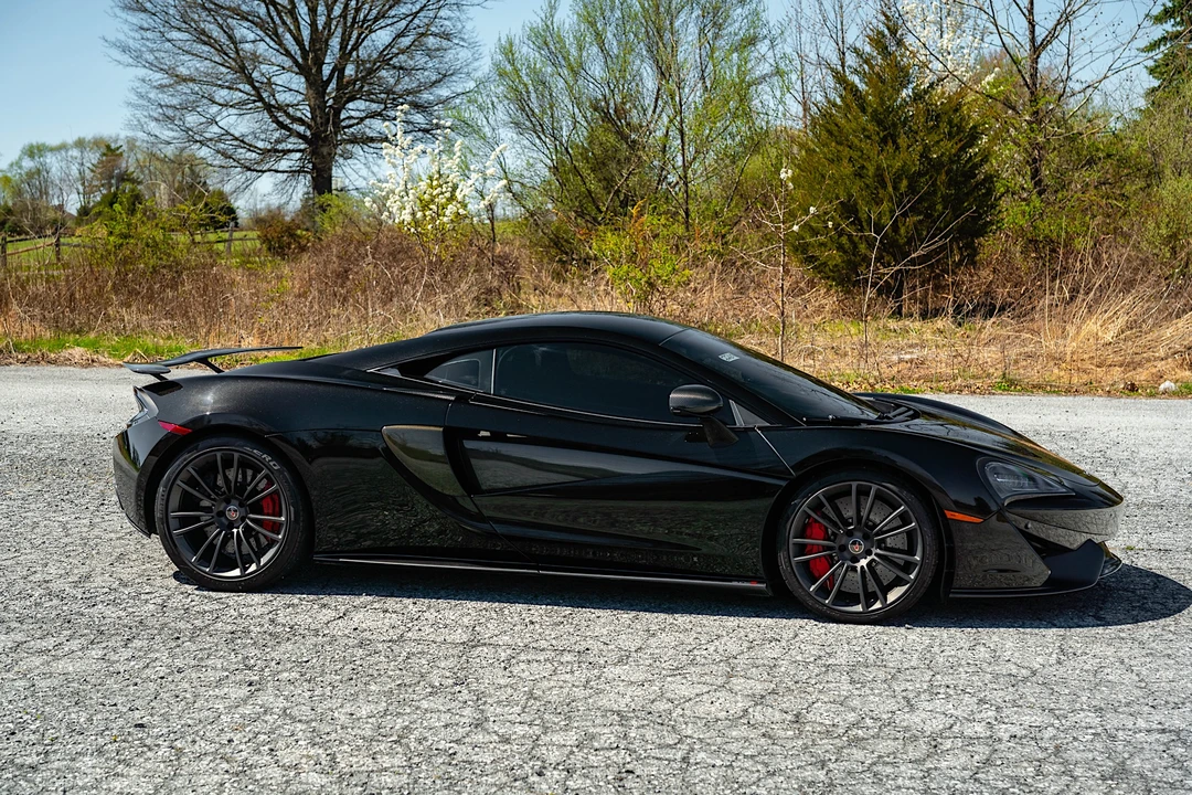 2017 McLaren 570S - Image 30 of 31