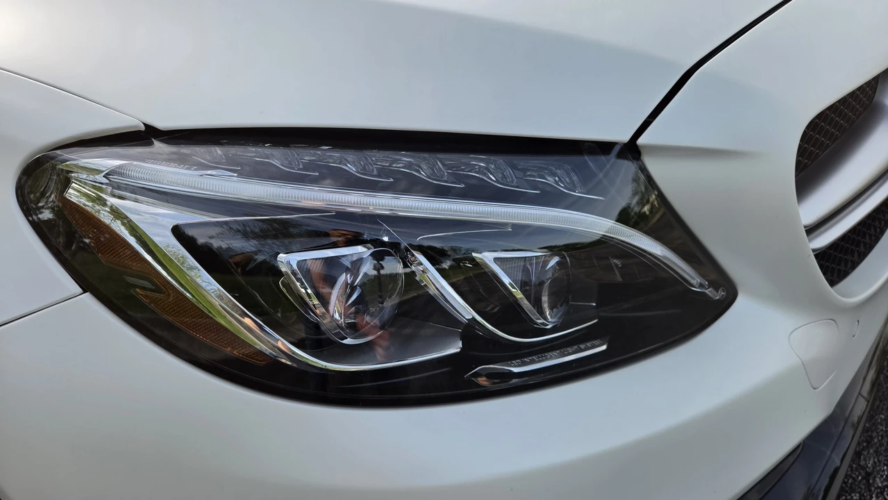 2017 Mercedes-Benz W205 C 63 AMG - Image 15 of 31