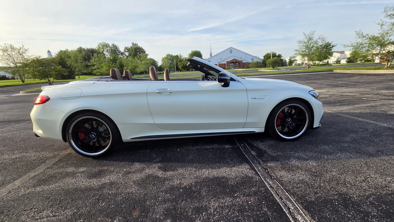 2017 Mercedes-Benz W205 C 63 AMG - Image 13 of 31