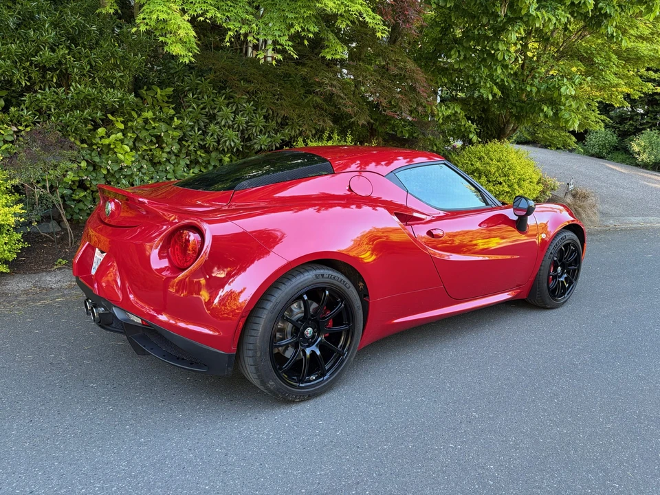 2018 Alfa Romeo 4C Coupe - Image 23 of 31