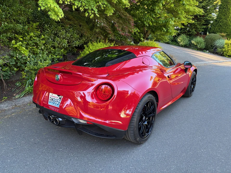 2018 Alfa Romeo 4C Coupe - Image 25 of 31