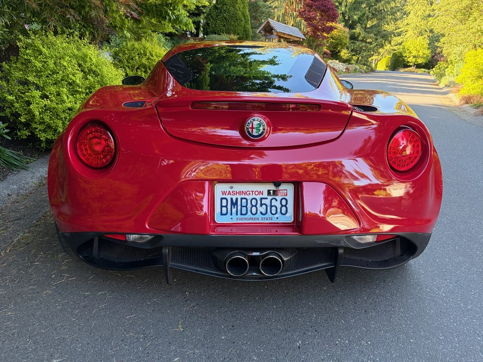 2018 Alfa Romeo 4C Coupe - Image 28 of 31
