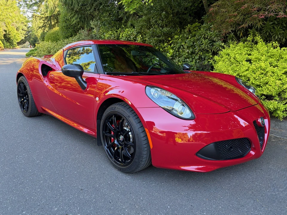 2018 Alfa Romeo 4C Coupe - Image 16 of 31