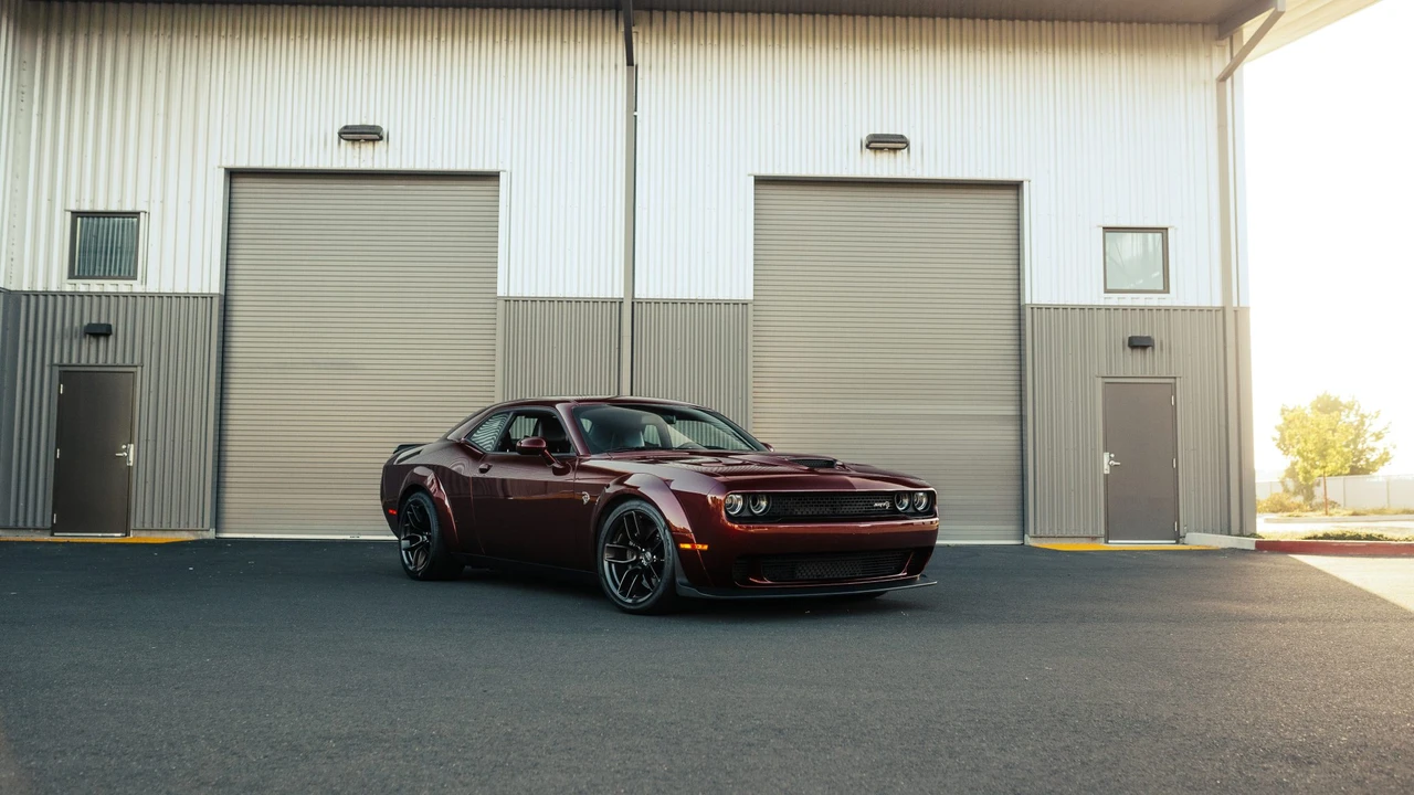 2018 Dodge Challenger SRT Hellcat 3rd Gen - Image 5 of 31