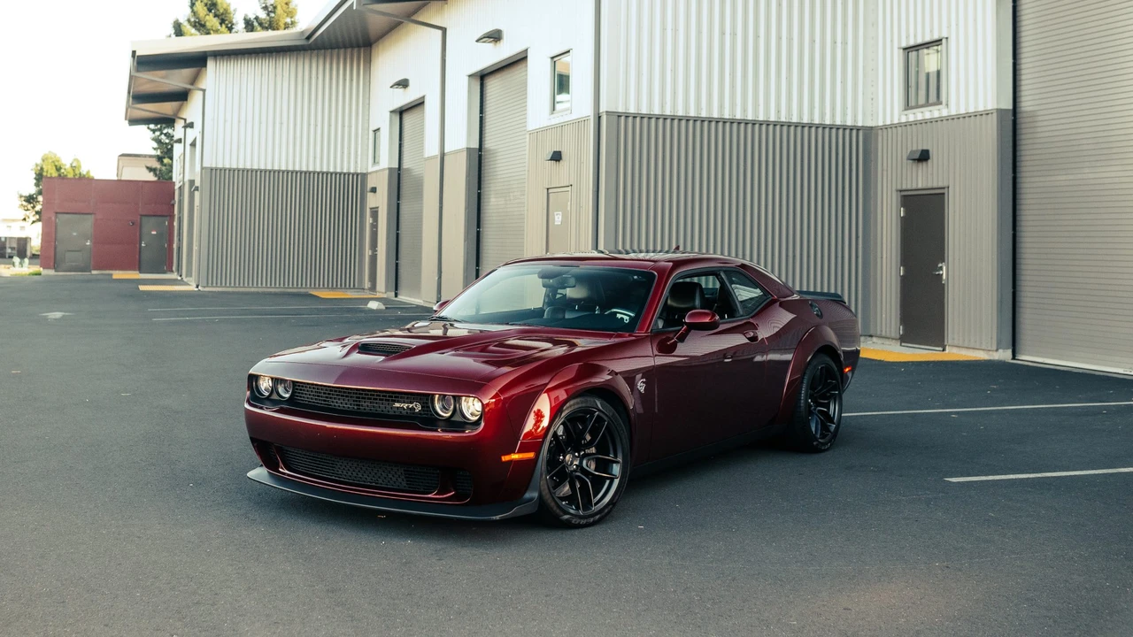 2018 Dodge Challenger SRT Hellcat 3rd Gen - Image 29 of 31