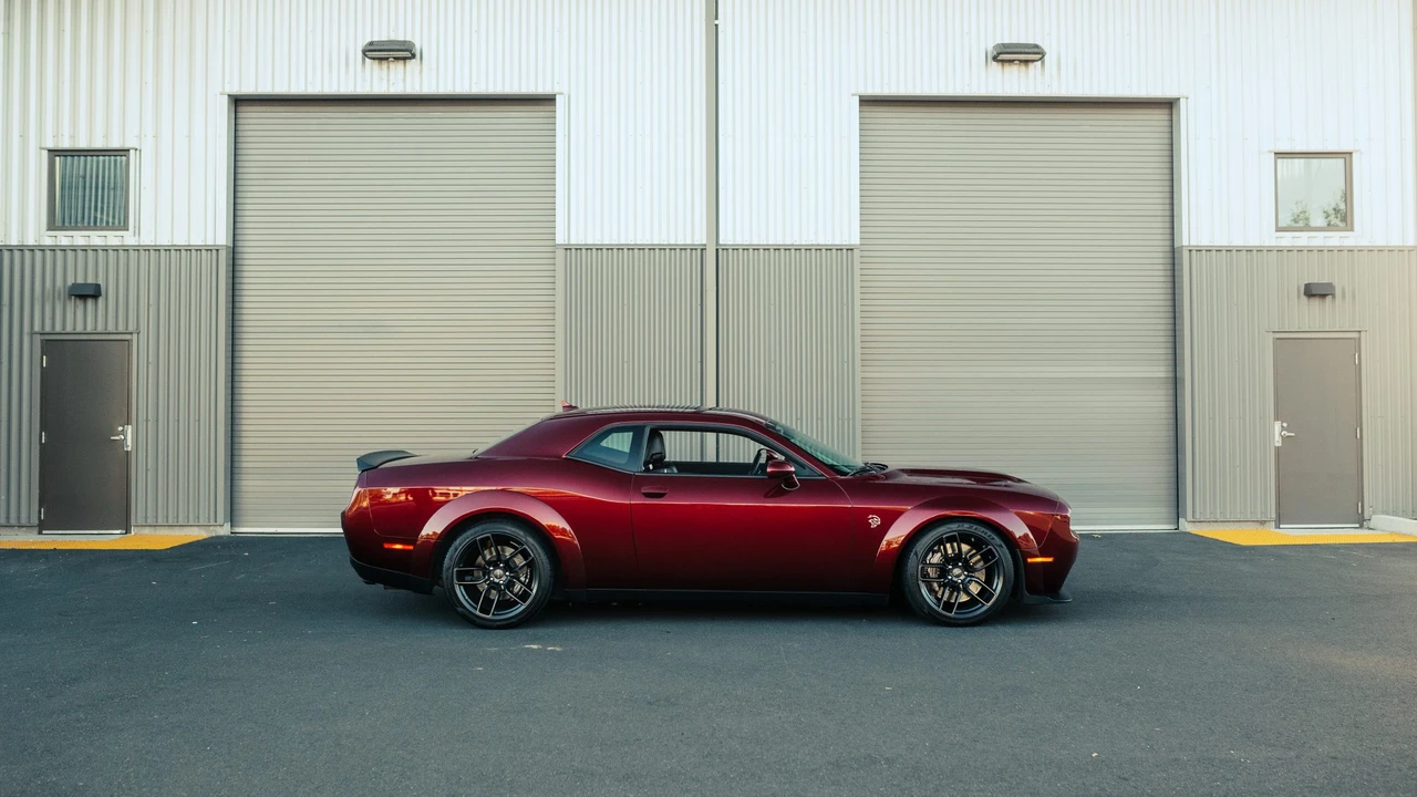 2018 Dodge Challenger SRT Hellcat 3rd Gen - Image 7 of 31