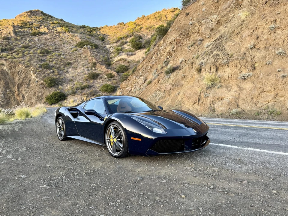 2018 Ferrari 488 Spider - Image 24 of 31