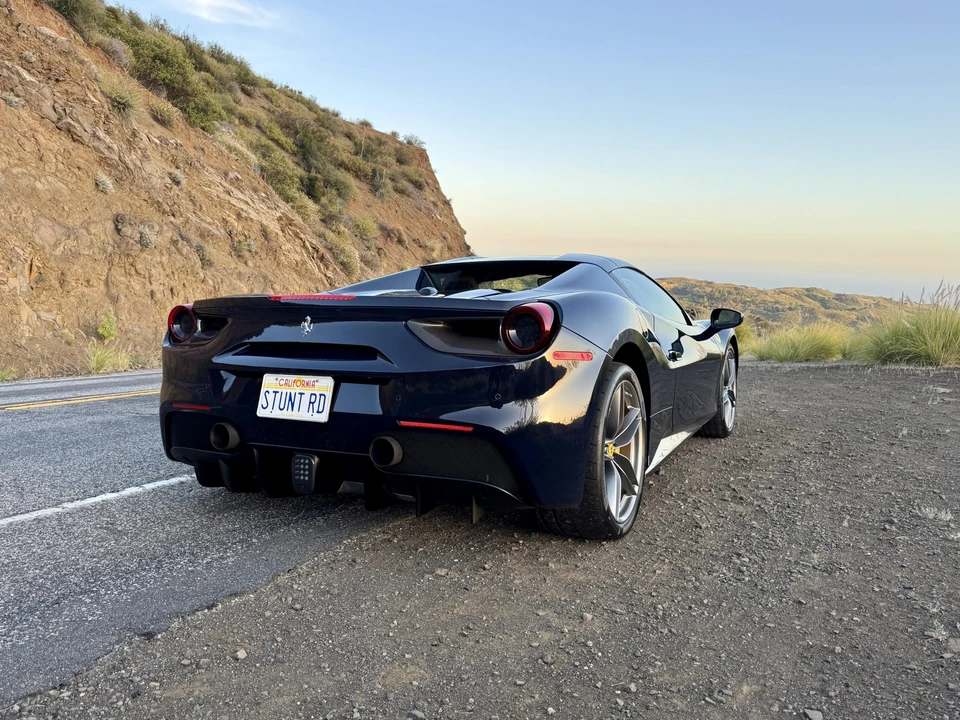 2018 Ferrari 488 Spider - Image 17 of 31