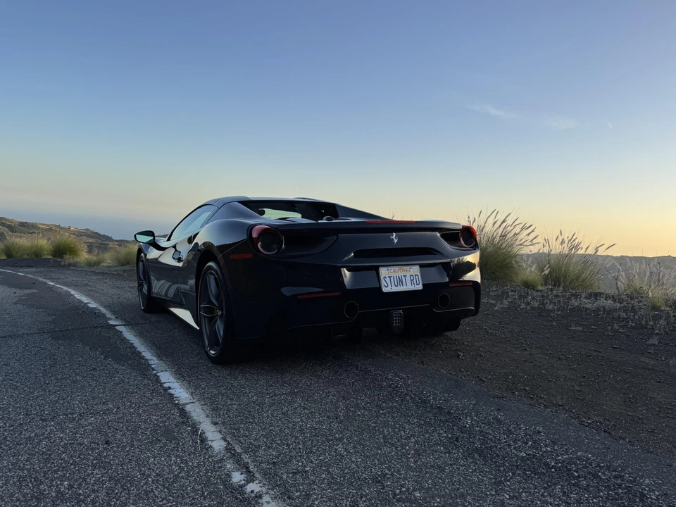 2018 Ferrari 488 Spider - Image 11 of 31