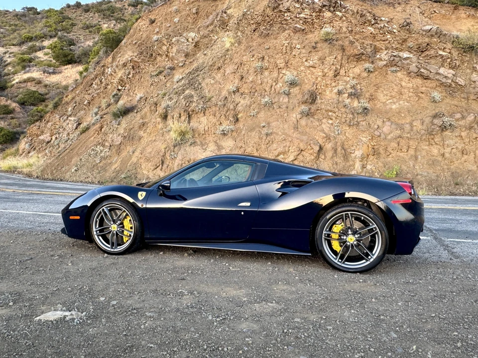 2018 Ferrari 488 Spider - Image 6 of 31