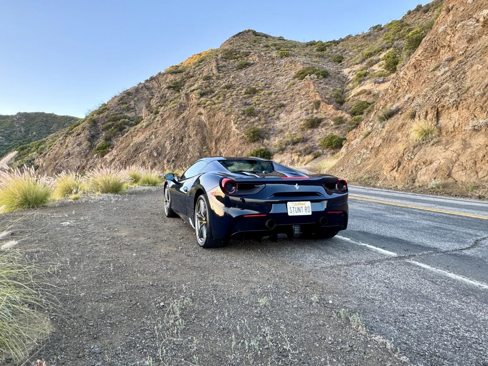 2018 Ferrari 488 Spider - Image 9 of 31