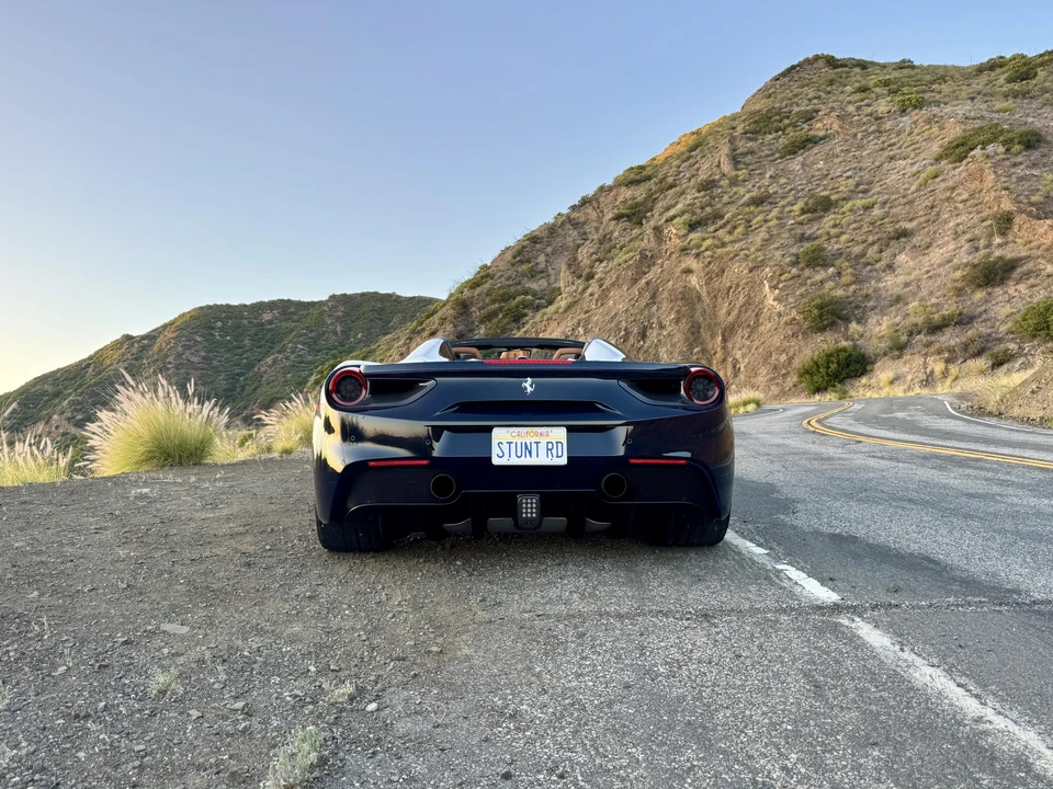 2018 Ferrari 488 Spider - Image 14 of 31