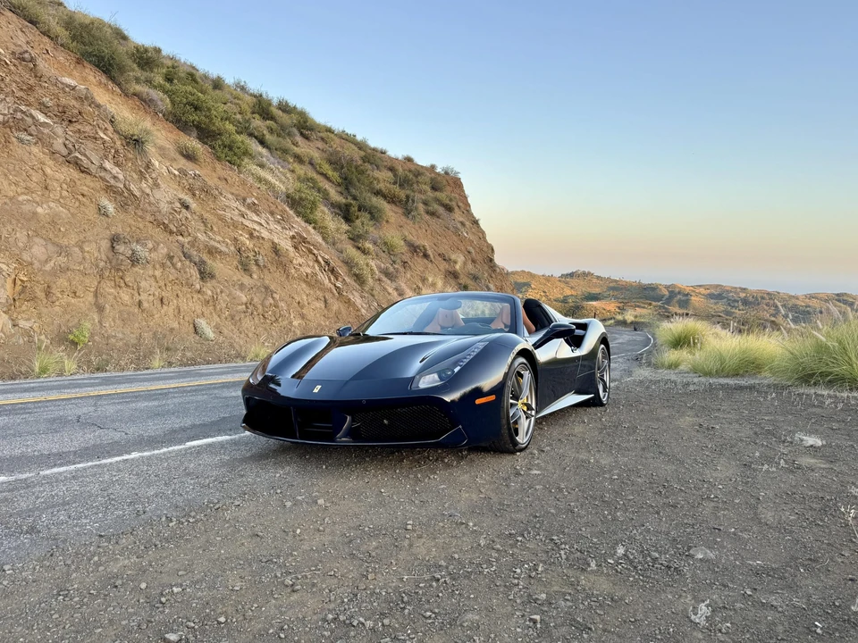2018 Ferrari 488 Spider - Image 29 of 31