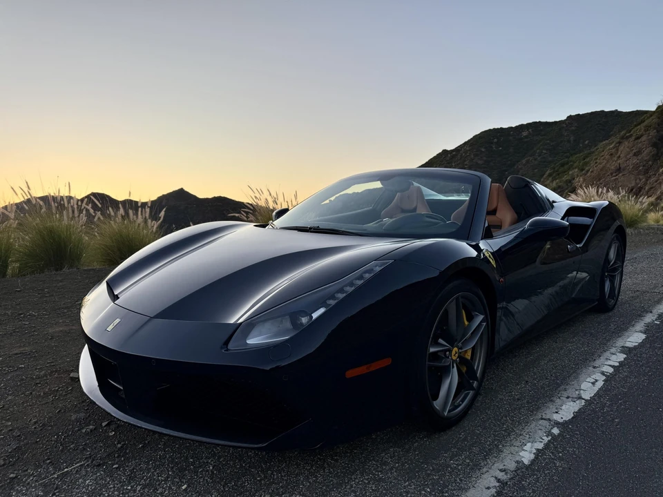 2018 Ferrari 488 Spider - Image 31 of 31