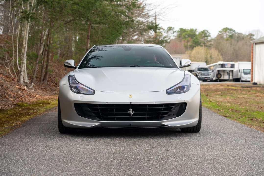 2018 Ferrari GTC4Lusso - Image 10 of 31