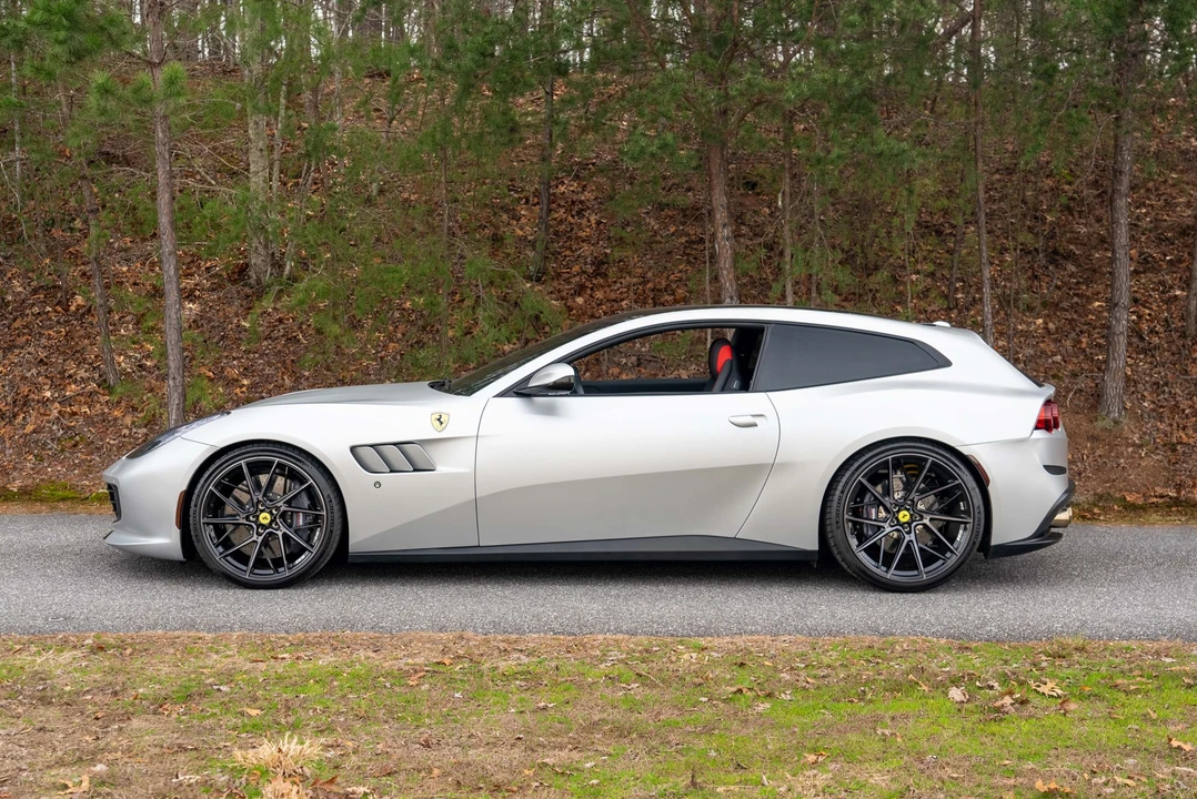 2018 Ferrari GTC4Lusso - Image 3 of 31