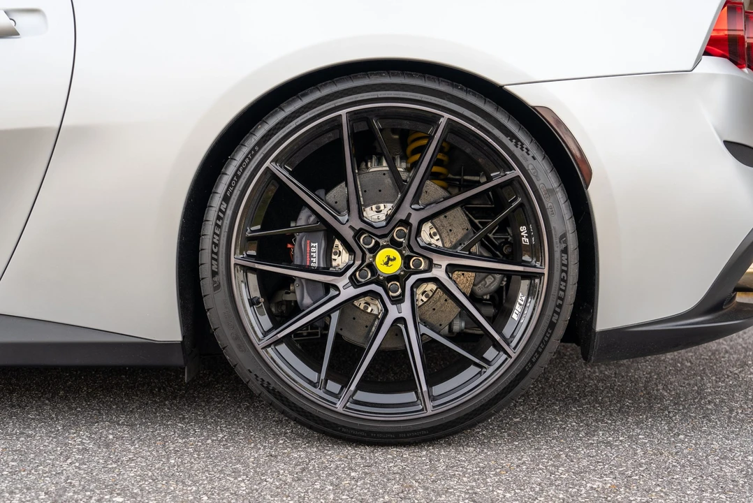2018 Ferrari GTC4Lusso - Image 23 of 31