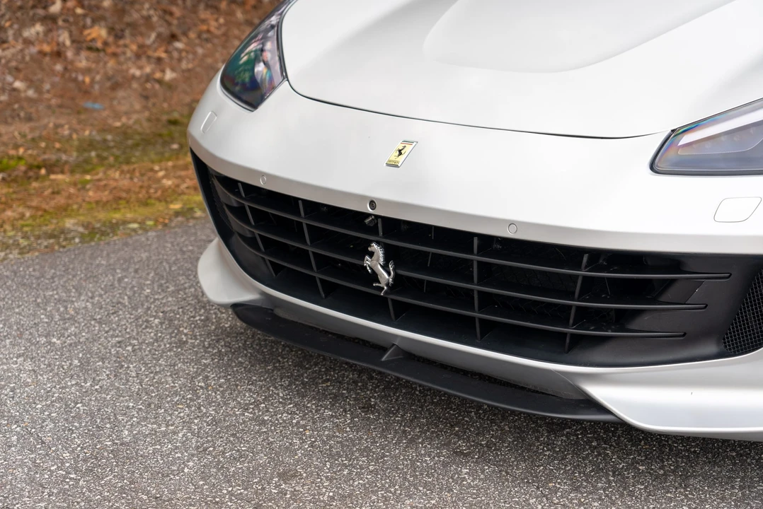 2018 Ferrari GTC4Lusso - Image 12 of 31