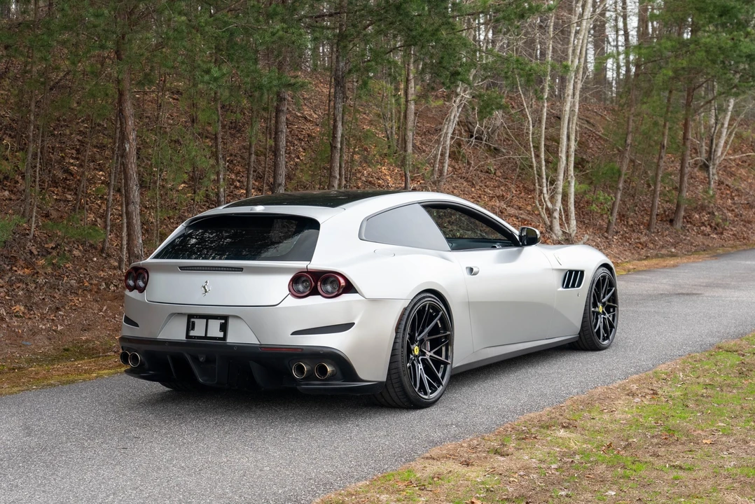 2018 Ferrari GTC4Lusso - Image 6 of 31