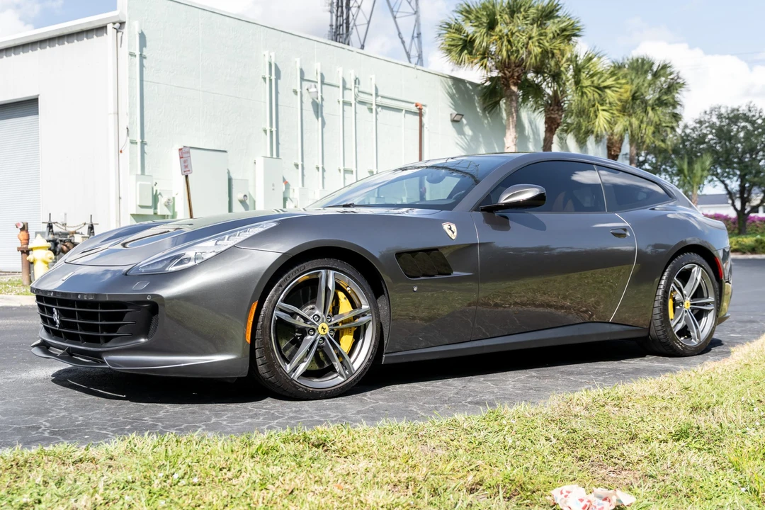 2018 Ferrari GTC4Lusso - Image 2 of 31
