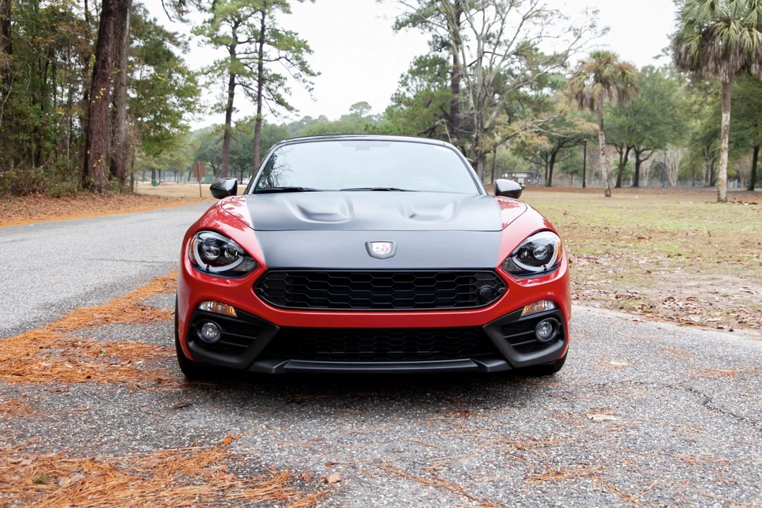 2018 Fiat 124 Spider - Image 11 of 31