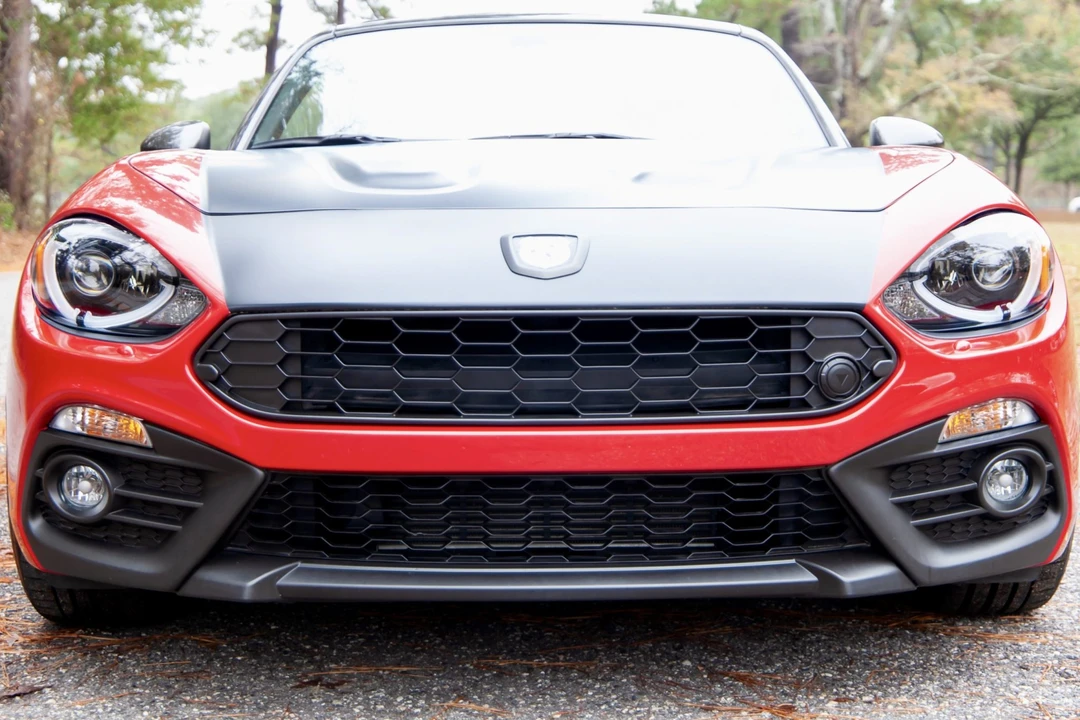 2018 Fiat 124 Spider - Image 20 of 31