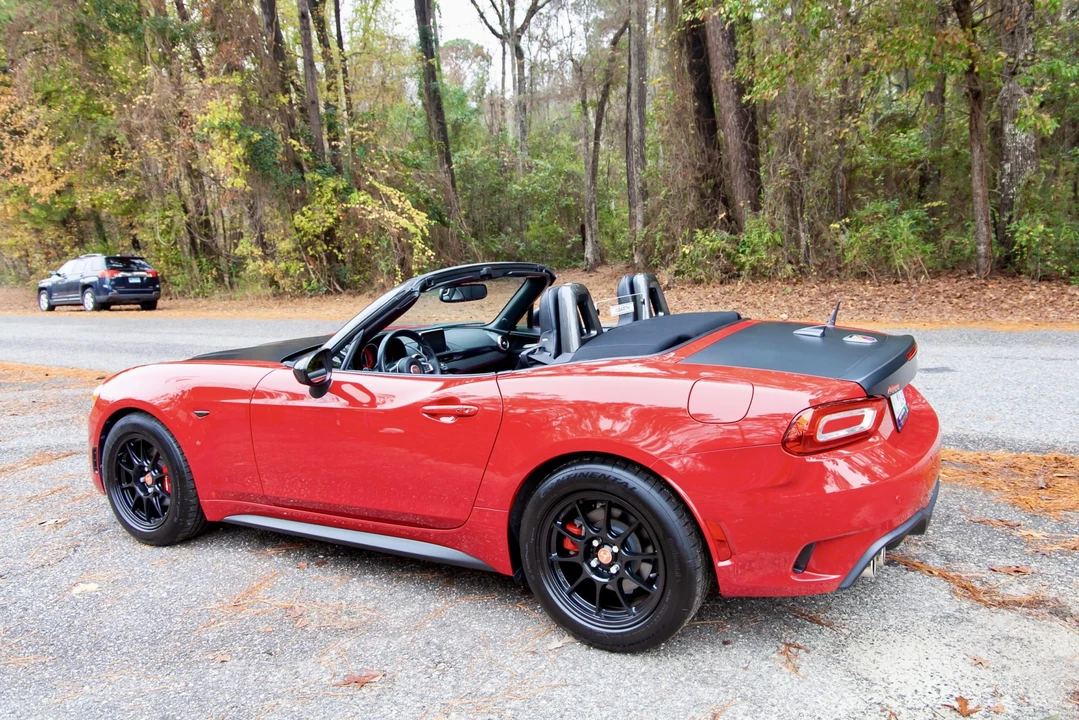 2018 Fiat 124 Spider - Image 7 of 31
