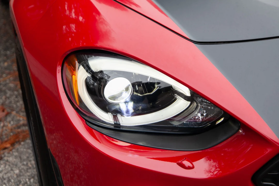 2018 Fiat 124 Spider - Image 26 of 31
