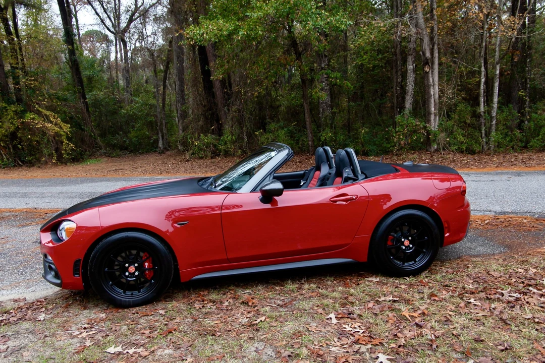 2018 Fiat 124 Spider - Image 9 of 31