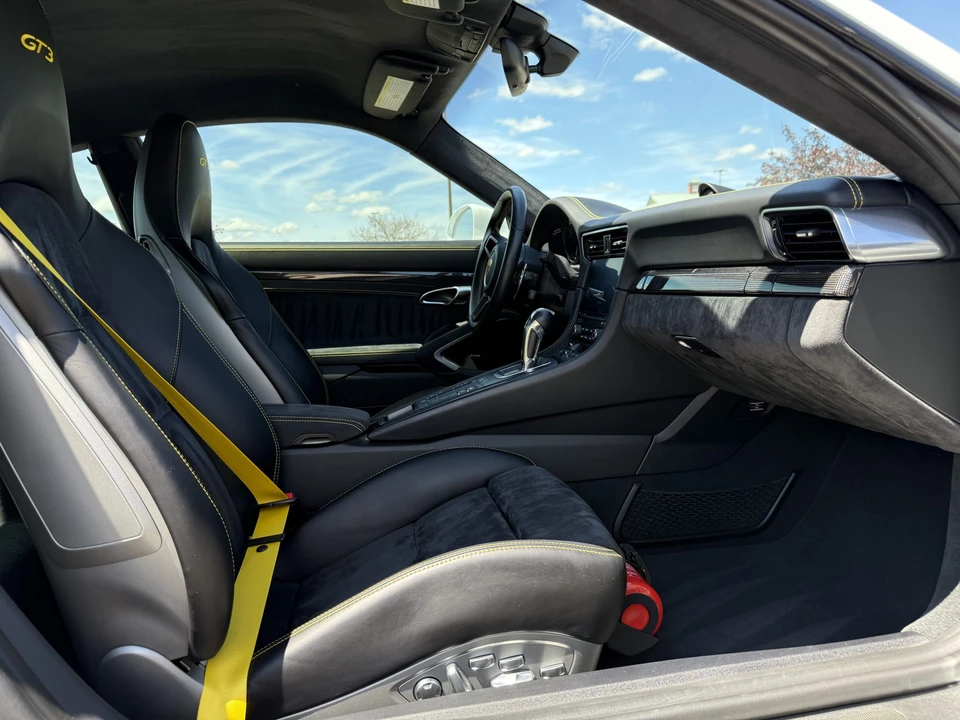 2018 Porsche 991 GT3 - Image 26 of 31
