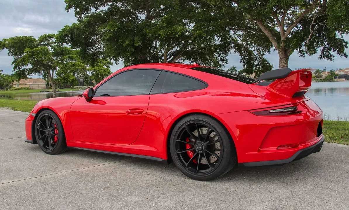 2018 Porsche 991 GT3 - Image 5 of 6