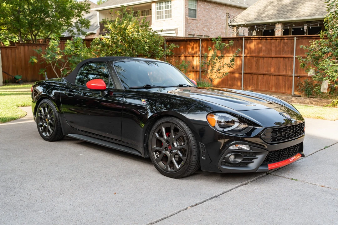 2019 Fiat 124 Spider - Image 12 of 31