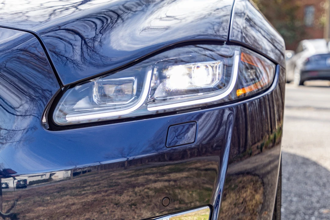 2019 Jaguar X351 XJ - Image 11 of 31