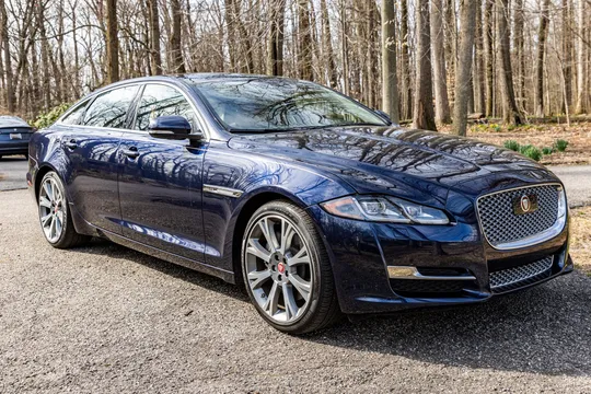 2019 Jaguar X351 XJ - Image 3 of 31