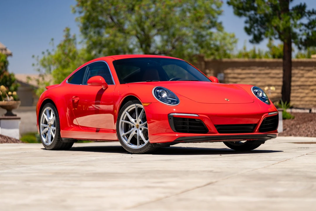 2019 Porsche - Image 4 of 31