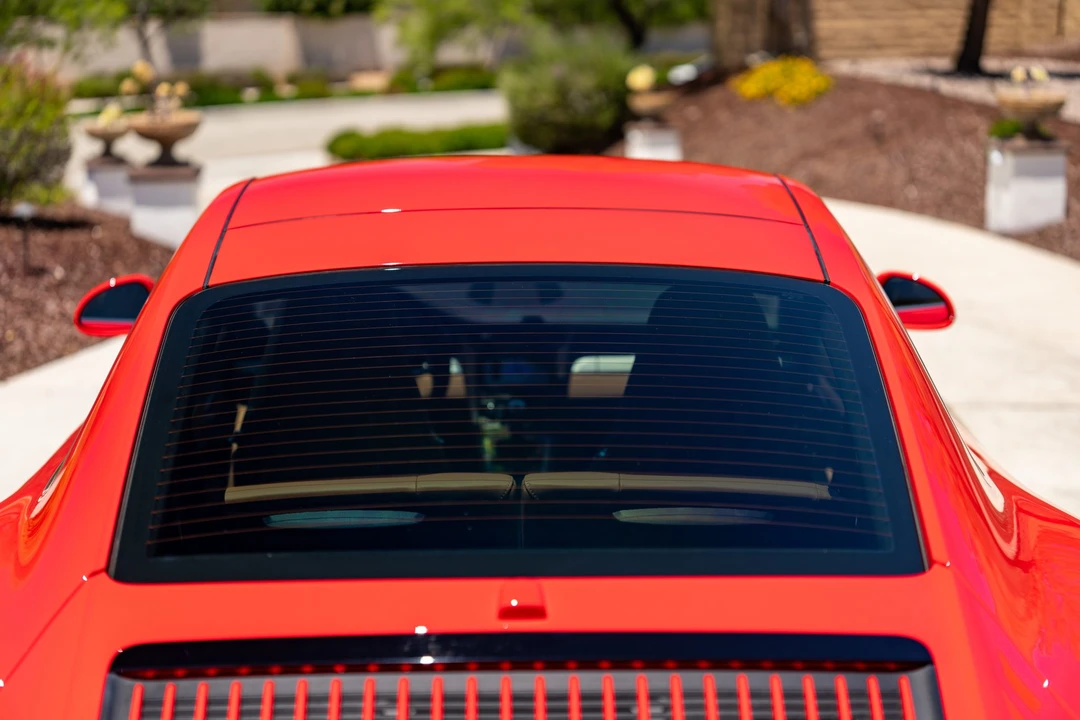 2019 Porsche - Image 26 of 31
