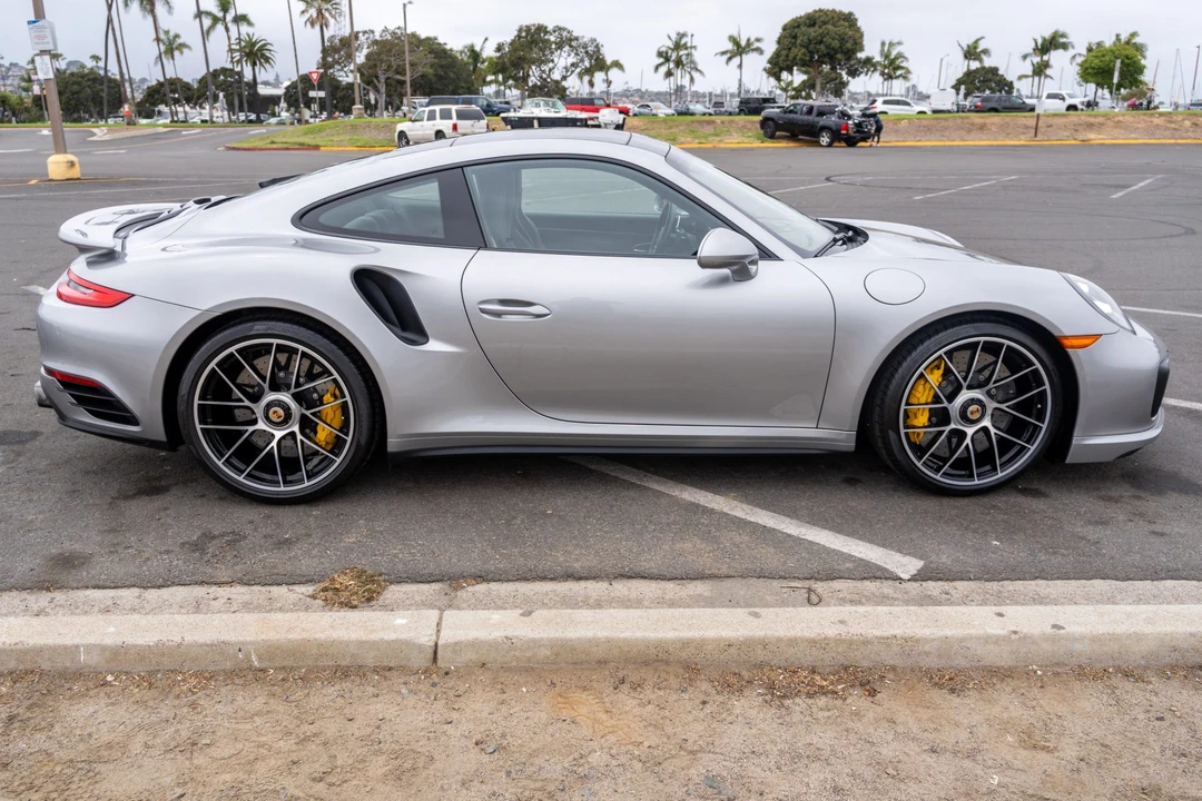 2019 Porsche 991 Turbo - Image 9 of 31