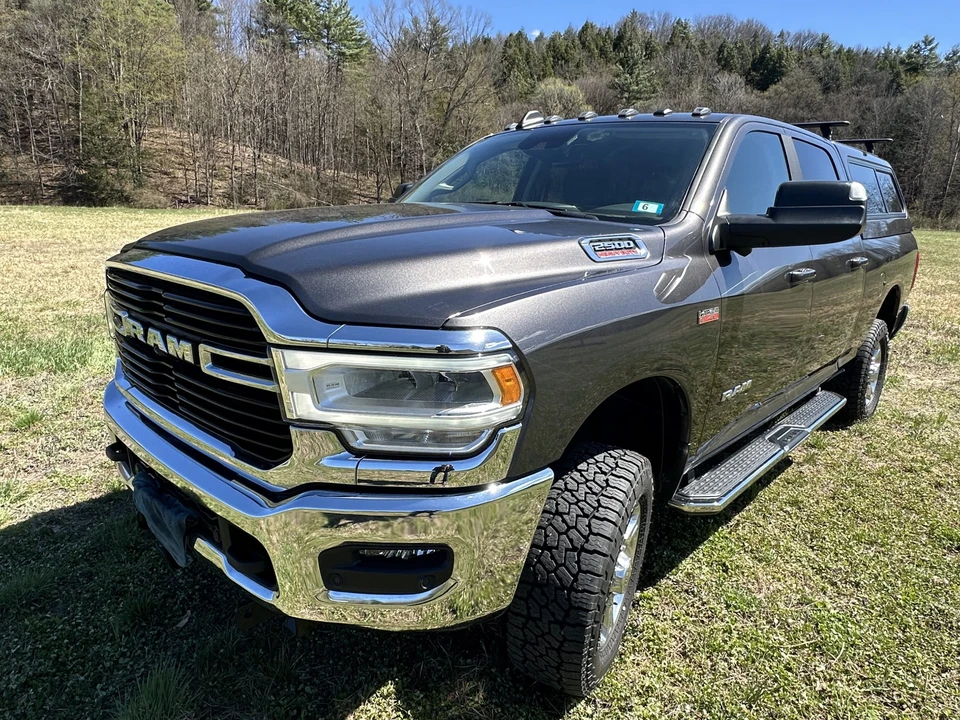 2020 Ram 2500 - Image 4 of 31