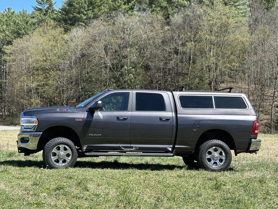 2020 Ram 2500 - Image 2 of 31