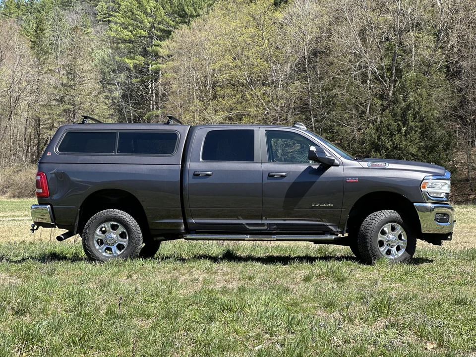 2020 Ram 2500 - Image 6 of 31