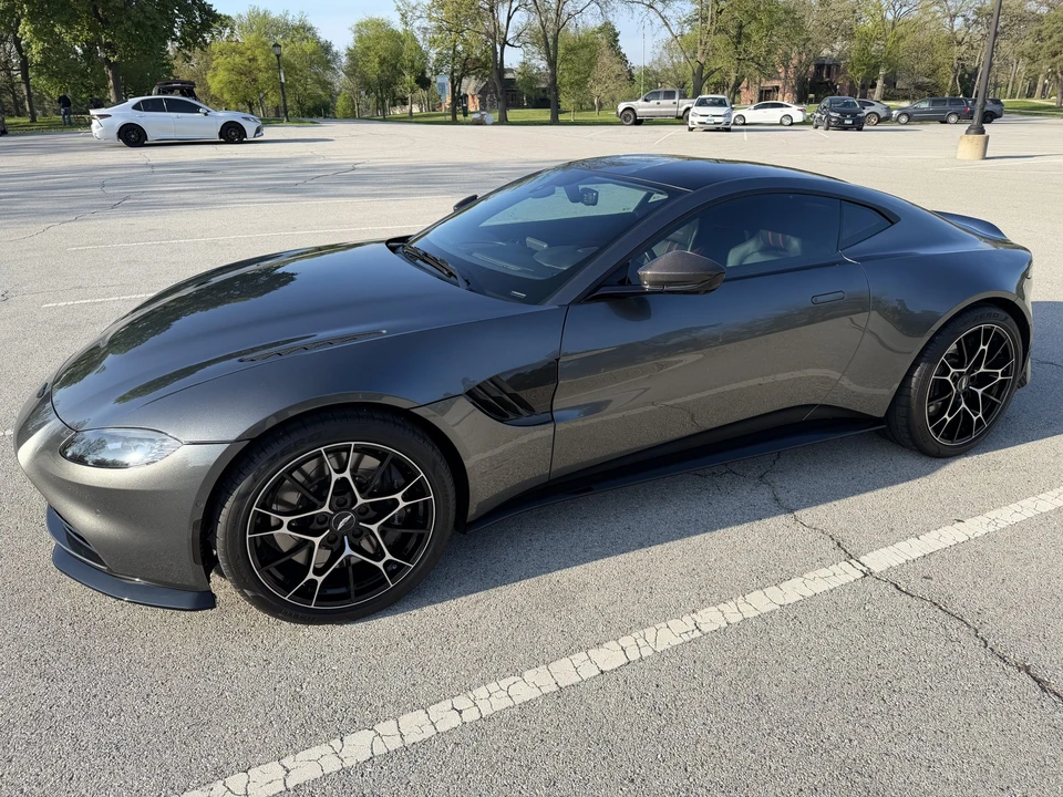 2021 Aston Martin V8 Vantage (2019+) - Image 6 of 31