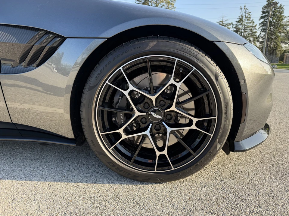 2021 Aston Martin V8 Vantage (2019+) - Image 29 of 31
