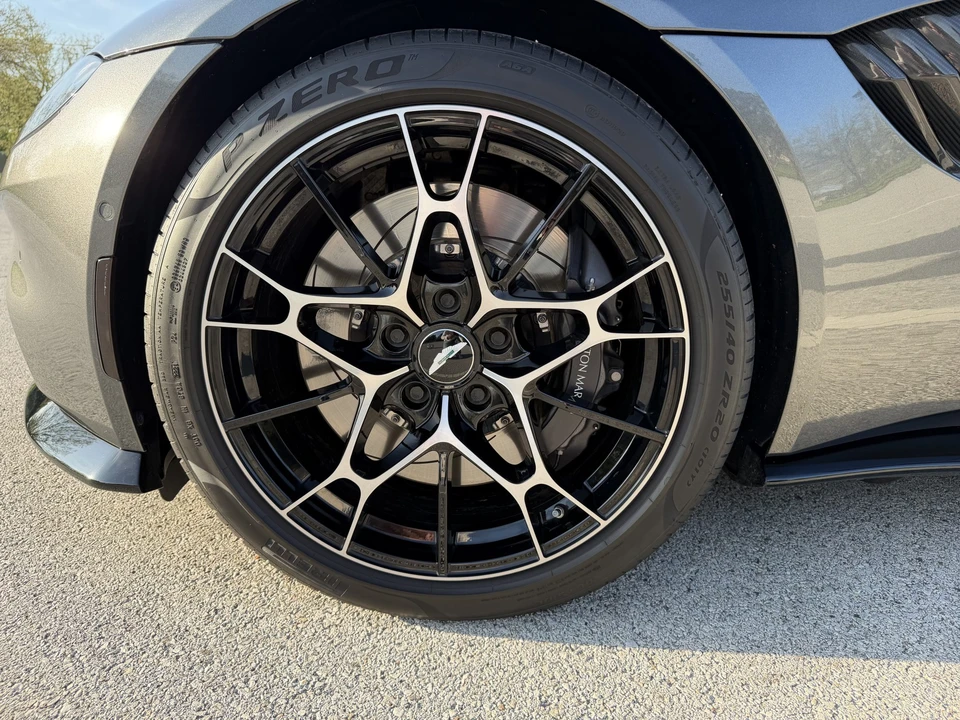 2021 Aston Martin V8 Vantage (2019+) - Image 26 of 31