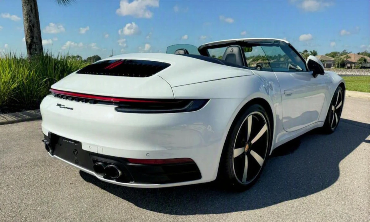 2021 Porsche 992 Carrera - Image 7 of 31