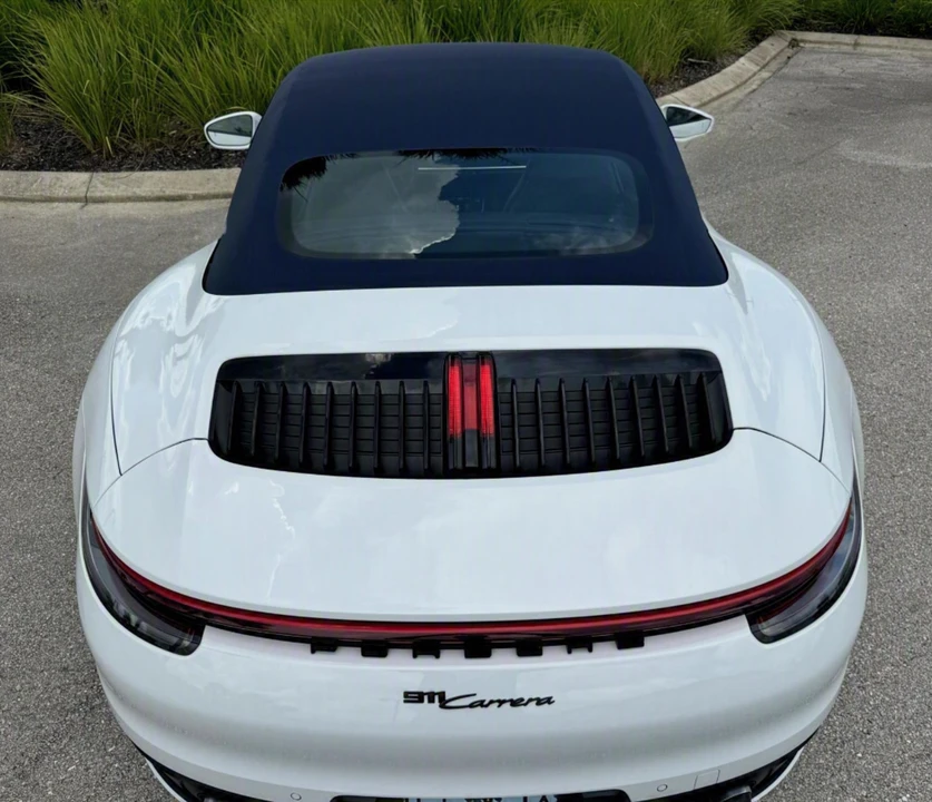 2021 Porsche 992 Carrera - Image 17 of 31