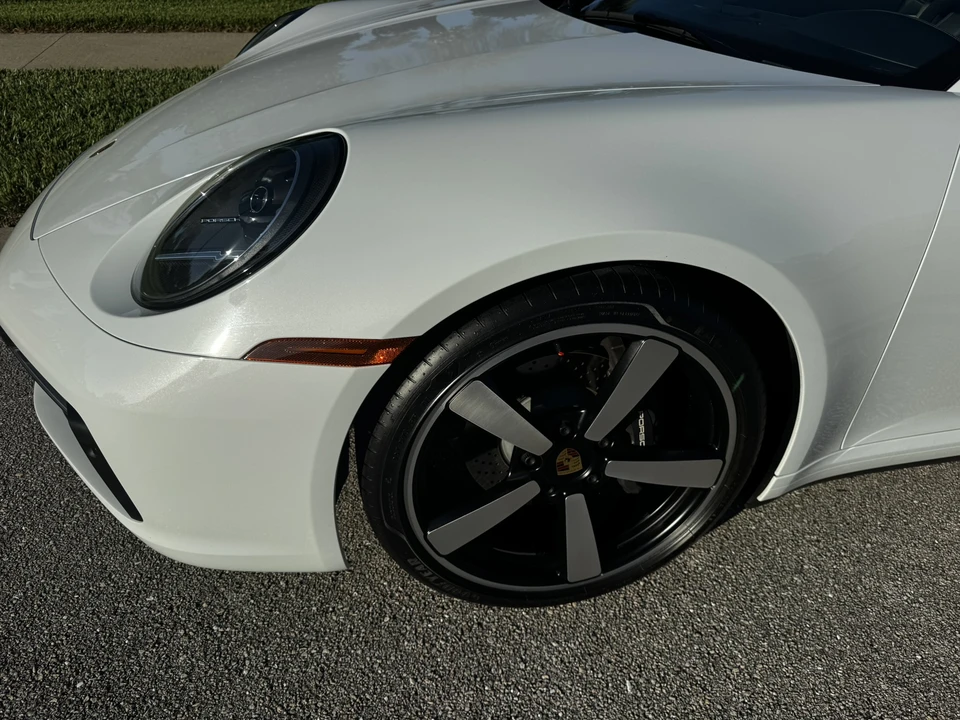 2021 Porsche 992 Carrera - Image 22 of 31